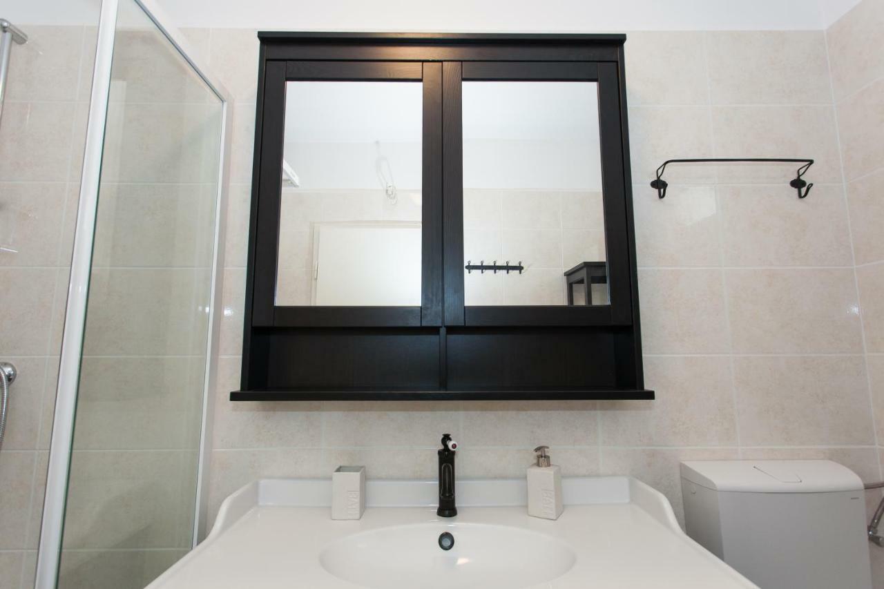 Vintage Apartment Duce Bagian luar foto